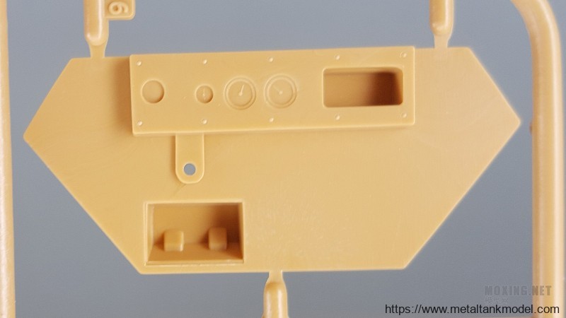 [模型评测]田宫-1/35 Sd.Kfz4/1 42型150毫米自行火箭炮(37017)-实车简介 - 第19张  | 制作坦克模型记录