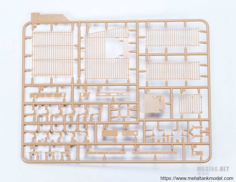 [模型网评测]MENG-1/35卡特彼勒D9R