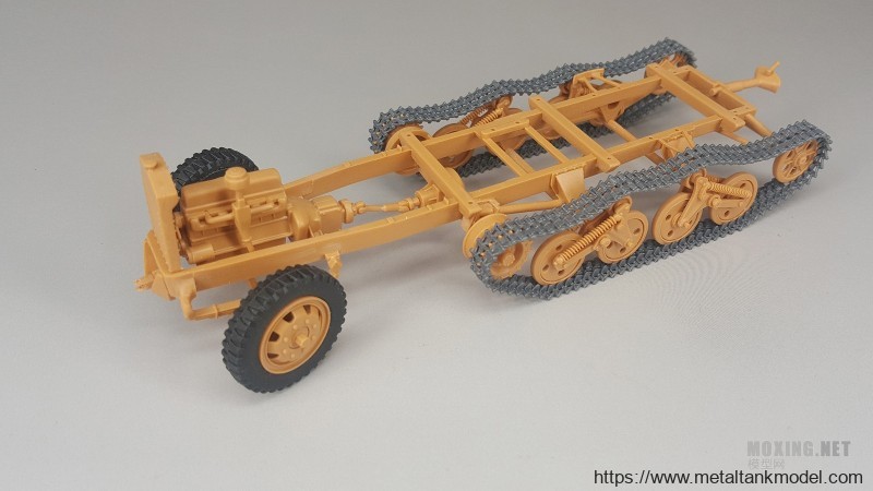 [模型评测]田宫-1/35 Sd.Kfz4/1 42型150毫米自行火箭炮(37017)-实车简介 - 第1张  | 制作坦克模型记录