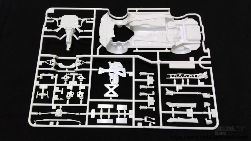 [模型网评测]田宫-1/24马自达MX-5/ROADSTER敞篷跑车(24342)-实车简介 - 第7张  | 制作坦克模型记录