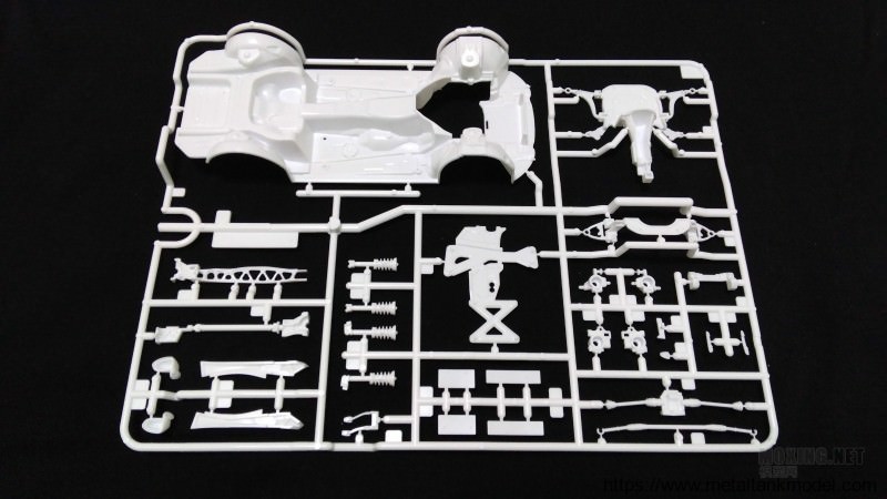 [模型网评测]田宫-1/24马自达MX-5/ROADSTER敞篷跑车(24342)-实车简介 - 第8张  | 制作坦克模型记录