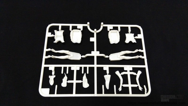 [模型网评测]田宫-1/24马自达MX-5/ROADSTER敞篷跑车(24342)-实车简介 - 第15张  | 制作坦克模型记录