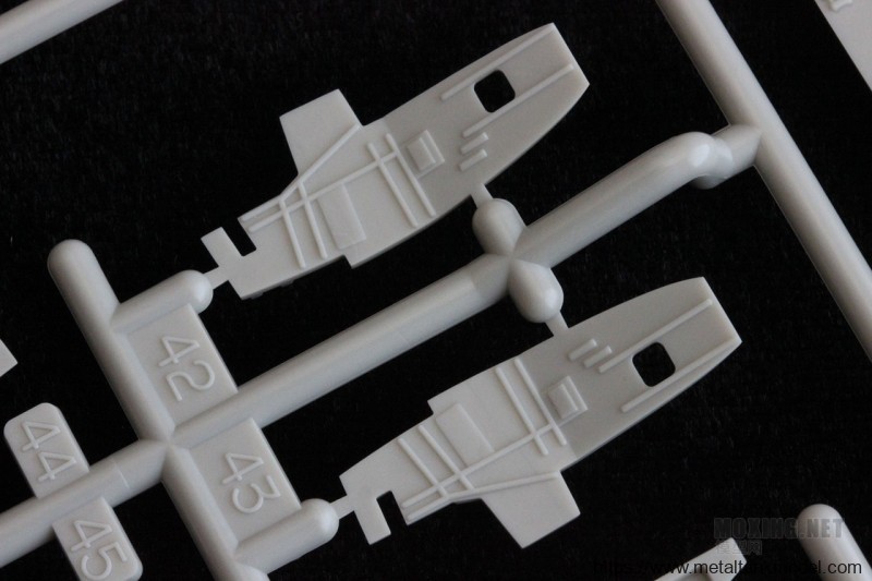 [开盒简评]田宫-1/48格鲁曼F-14A