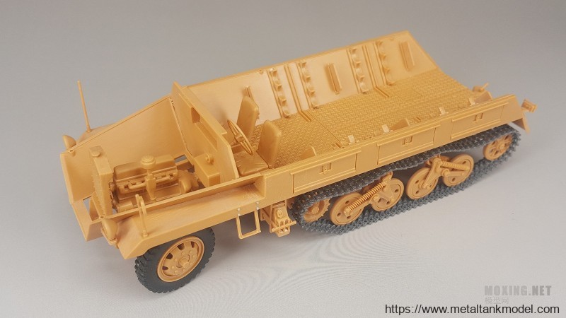 [模型评测]田宫-1/35 Sd.Kfz4/1 42型150毫米自行火箭炮(37017)-实车简介 - 第10张  | 制作坦克模型记录