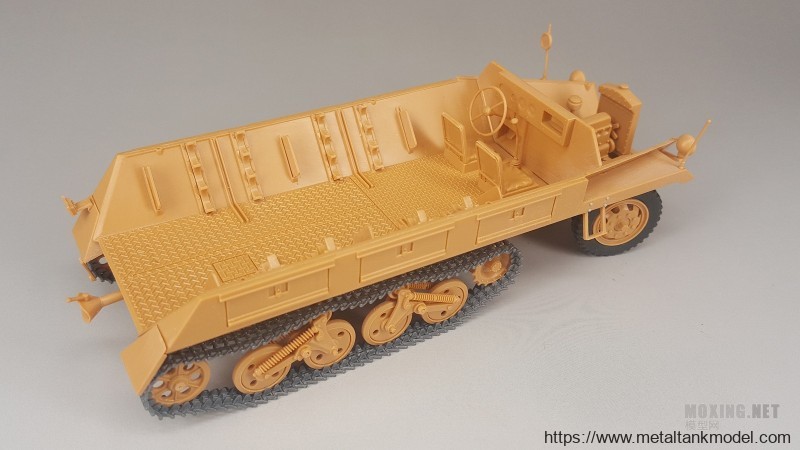 [模型评测]田宫-1/35 Sd.Kfz4/1 42型150毫米自行火箭炮(37017)-实车简介 - 第11张  | 制作坦克模型记录