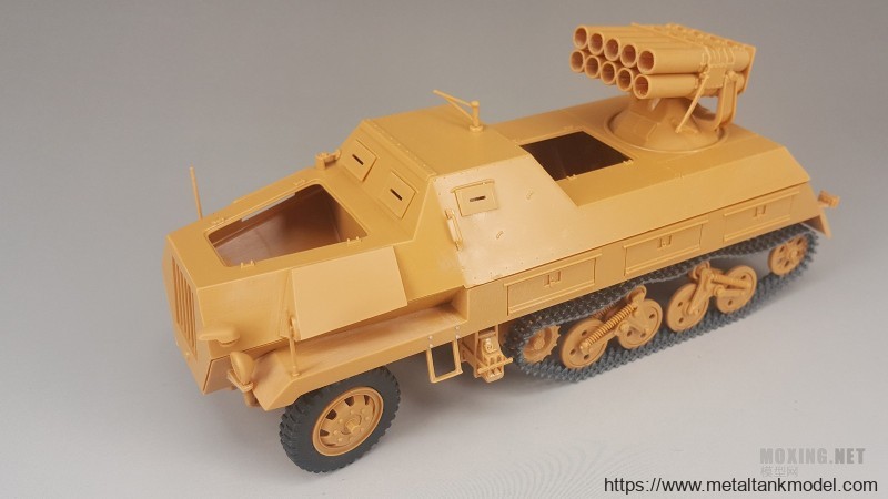 [模型评测]田宫-1/35 Sd.Kfz4/1 42型150毫米自行火箭炮(37017)-实车简介 - 第1张  | 制作坦克模型记录