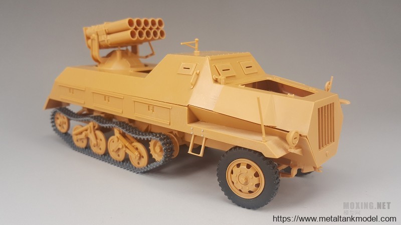[模型评测]田宫-1/35 Sd.Kfz4/1 42型150毫米自行火箭炮(37017)-实车简介 - 第2张  | 制作坦克模型记录