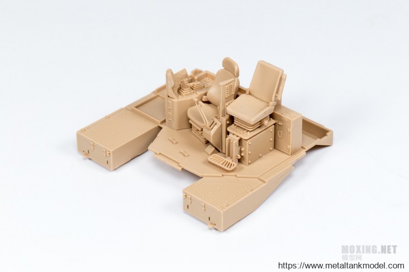 [模型网评测]MENG-1/35卡特彼勒D9R