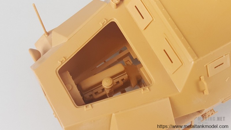 [模型评测]田宫-1/35 Sd.Kfz4/1 42型150毫米自行火箭炮(37017)-实车简介 - 第11张  | 制作坦克模型记录