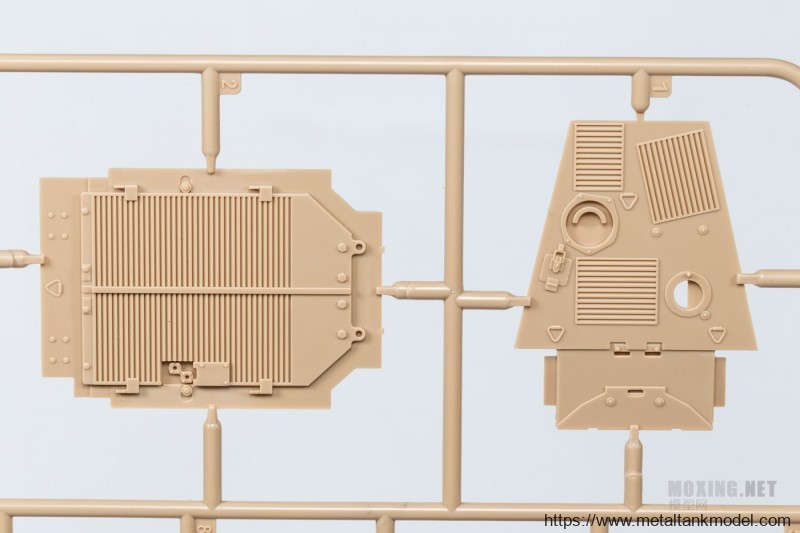 [模型网评测]MENG-1/35卡特彼勒D9R