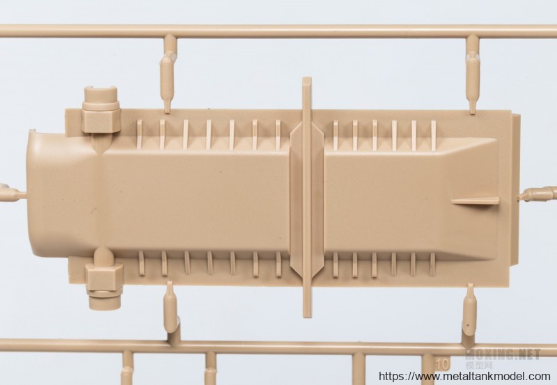 [模型网评测]MENG-1/35卡特彼勒D9R