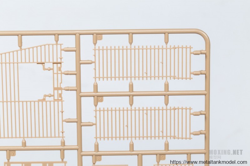 [模型网评测]MENG-1/35卡特彼勒D9R