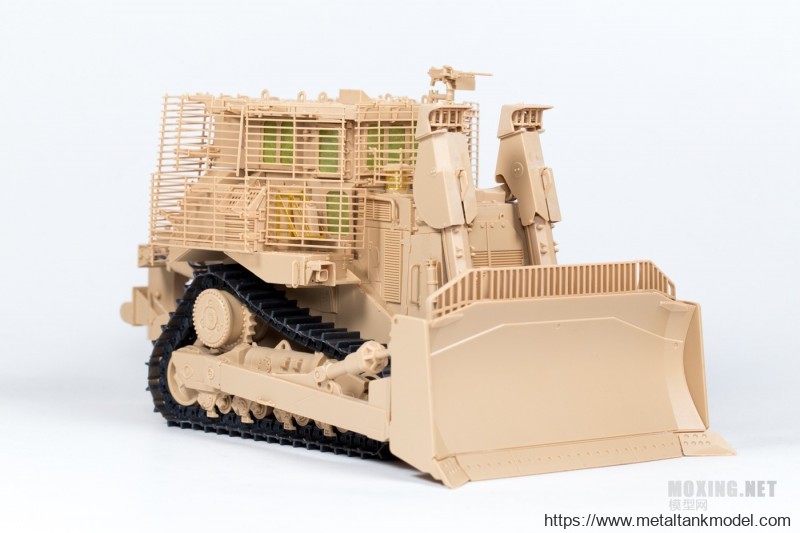 [模型网评测]MENG-1/35卡特彼勒D9R