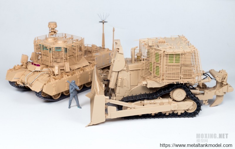 [模型网评测]MENG-1/35卡特彼勒D9R