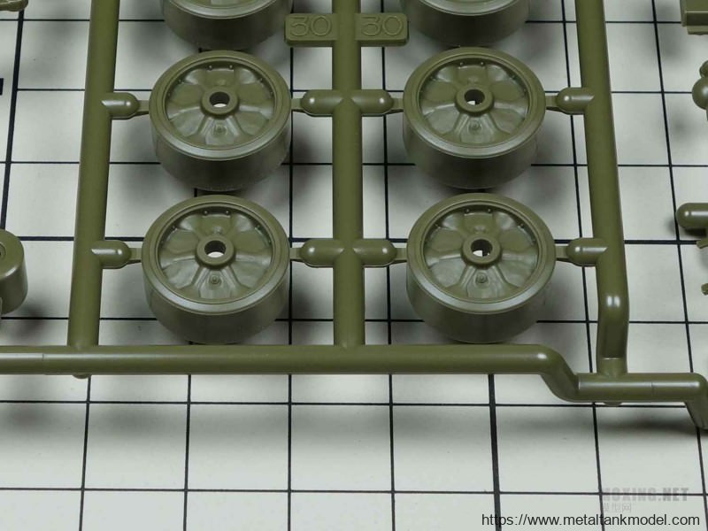 [模型网评测]田宫-美国 M10自行反坦克炮中期型(35350)-简介和开盒 - 第4张  | 制作坦克模型记录