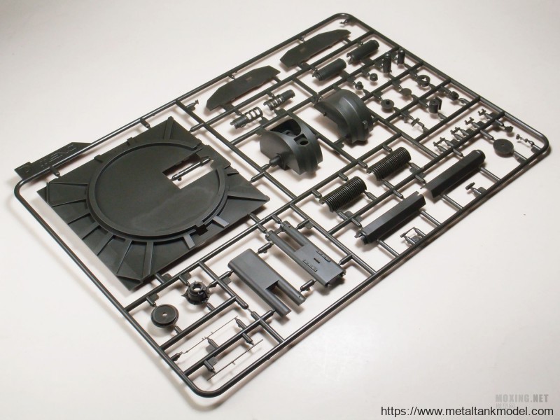 [模型网评测]MENG-1/35中国PLZ-05 155mm自行加榴炮(TS-022)-开盒简介 - 第1张  | 制作坦克模型记录