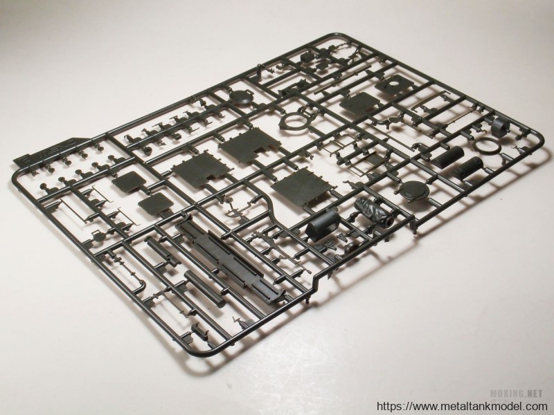 [模型网评测]MENG-1/35中国PLZ-05 155mm自行加榴炮(TS-022)-开盒简介 - 第1张  | 制作坦克模型记录