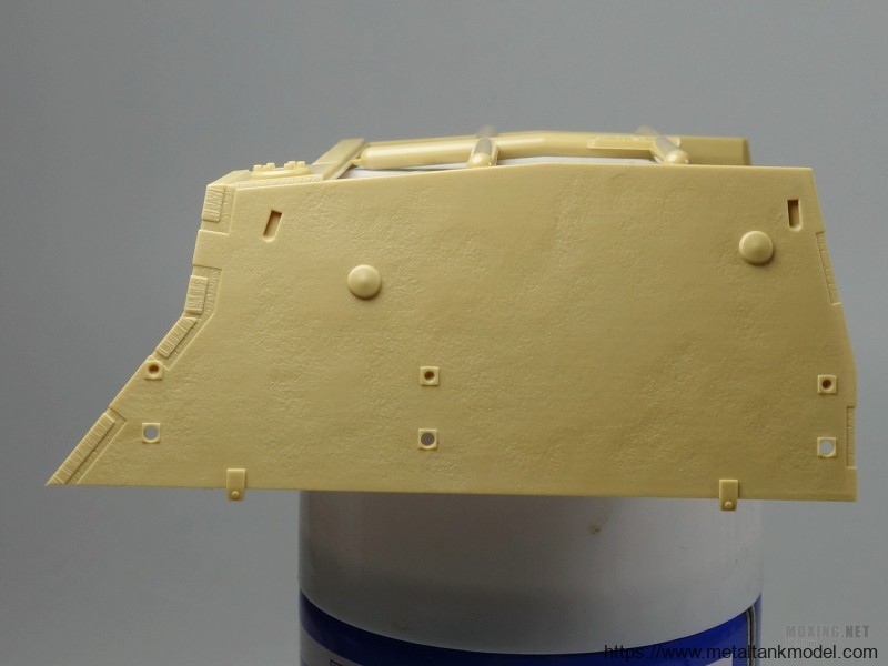 [模型网评测]田宫(35353)-1/35德国4号