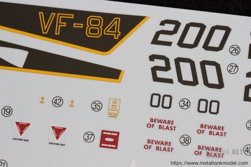 [开盒简评]田宫-1/48格鲁曼F-14A