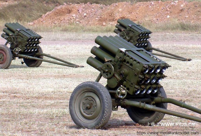 [模型网评测]小号手-1/35中国63式火箭炮&212型军用北京吉普车(02320)-实车简介