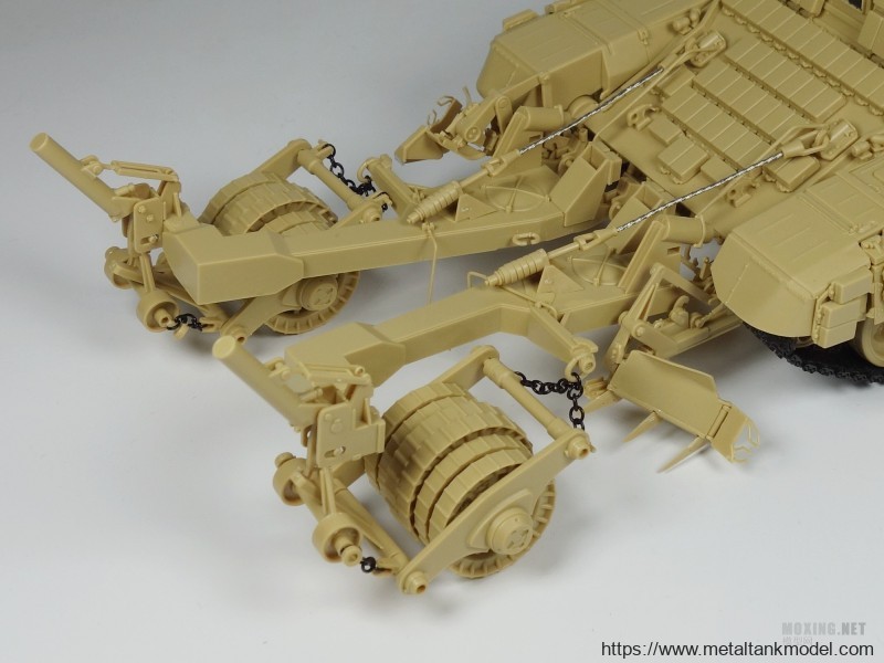 [模型网评测]MENG(SS-011)-1/35俄罗斯BMR-3M装甲扫雷车-实车简介 - 第8张  | 制作坦克模型记录