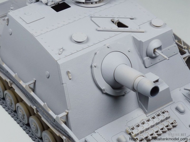 [模型网评测]田宫(35353)-1/35德国4号