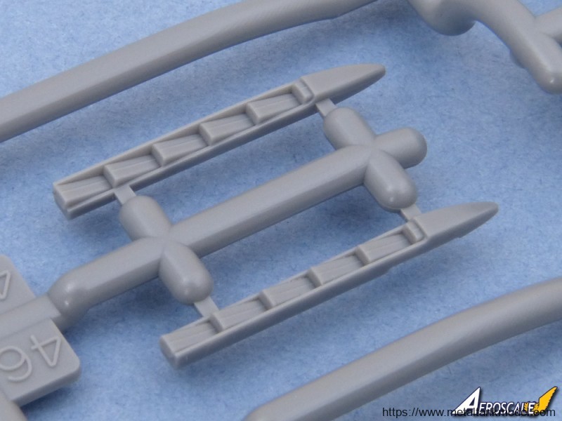 [开盒简评]田宫(61115)-1/48川崎三式战斗机 飞燕I型丁 KI-61-开盒 - 第4张  | 制作坦克模型记录