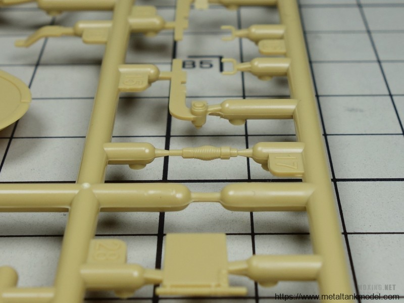 [模型网评测]MENG(TS-032)-1/35美国海军陆战队M1A1 AIM/陆军M1A1 TUSK 主战坦克-简介与开盒 - 第13张  | 制作坦克模型记录