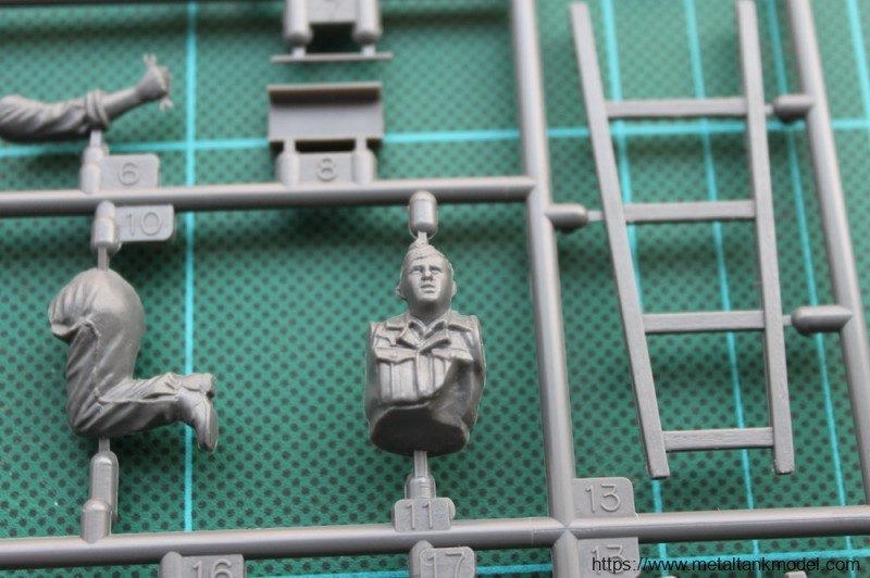 [开盒评测]田宫-1/35二战德军坦克引擎维修组(35180)-封绘 - 第2张  | 制作坦克模型记录