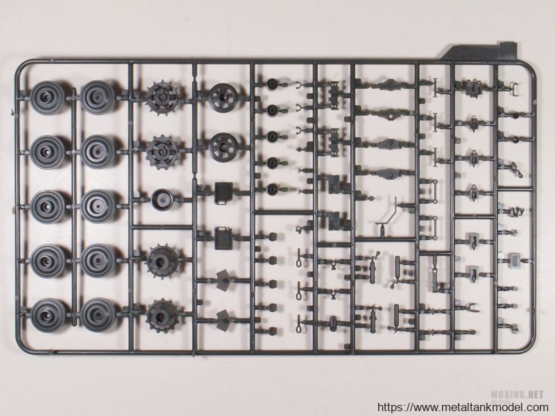 [模型网评测]MENG-1/35法国AUF1 TA 155mm自行榴弹炮(TS-024)(TS-004)-实车简介 - 第2张  | 制作坦克模型记录