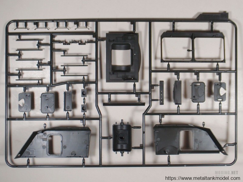 [模型网评测]MENG-1/35法国AUF1 TA 155mm自行榴弹炮(TS-024)(TS-004)-实车简介 - 第2张  | 制作坦克模型记录