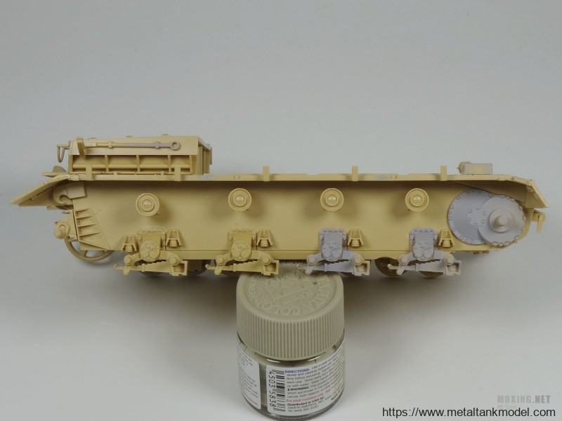 [模型网评测]田宫(35353)-1/35德国4号