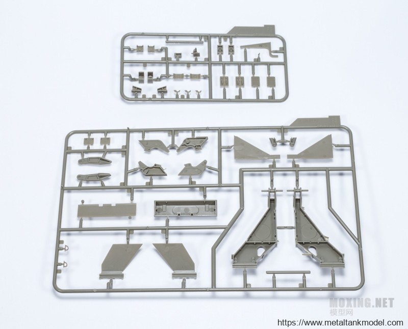 [模型网评测]MENG-1/35以色列NOCHRI DEGEM DALET重型车载扫雷滚系统(sps-021)-简介 - 第2张  | 制作坦克模型记录