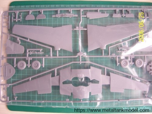 [开盒简评]田宫-1/48德国ME262 A-1a战斗机透明版(61091)普通版(61087)-封绘 - 第1张  | 制作坦克模型记录
