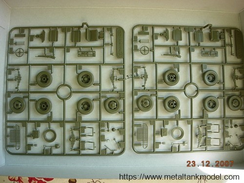 [开盒评测]田宫-1/48美国CCKW 2.5吨6x6军用卡车(32548)-封绘及简介 - 第1张  | 制作坦克模型记录