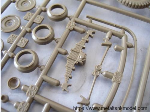 [开盒评测]田宫-1/35美军GMC CCKW-353 2.5吨军卡(35218)+盟军车辆装载物套装(35229)-封绘及总览 - 第11张  | 制作坦克模型记录