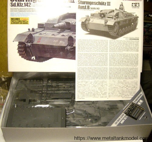 [开盒评测]田宫-1/35德国3号/三号B型突击炮(35281)+狮鸣翼子板PE(LAM015)-封绘及简介 - 第5张  | 制作坦克模型记录