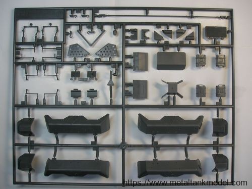 [开盒评测]田宫-1/35德国Sd.Kfz.232八轮装甲车(35036)(35297)-封绘 - 第1张  | 制作坦克模型记录