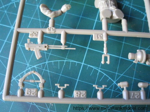[开盒评测]田宫-1/35意大利M40-75/18突击炮(35078)(35294)-封绘及总览 - 第5张  | 制作坦克模型记录