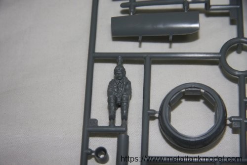 [开盒评测]田宫-1/48亨克尔He219 A-7(夜枭UHU)夜间战斗机(61057)-开盒总览 - 第4张  | 制作坦克模型记录