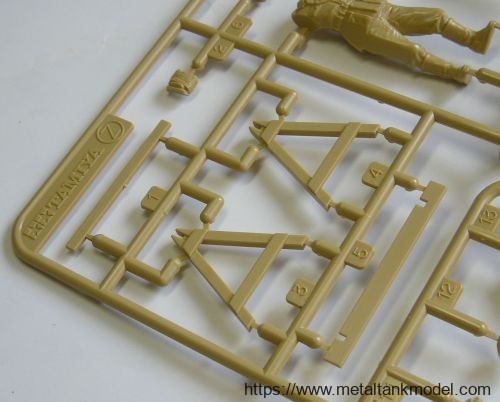 [板件评测]田宫-1/35德国二战野战宪兵及传令摩托(35241)-封绘及总览 - 第12张  | 制作坦克模型记录