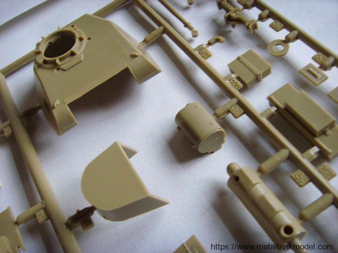 [开盒评测]田宫-1/35德国2号/二号F/G型轻型坦克(35009)-封绘 - 第5张  | 制作坦克模型记录