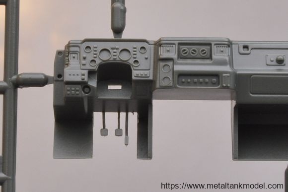 [开盒评测]MENG-1/35俄罗斯