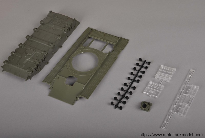 [模型网评测]MENG-1/35俄罗斯T-90主战坦克(带TBS-86推土铲)(TS-014)完全评测-开盒 - 第2张  | 制作坦克模型记录