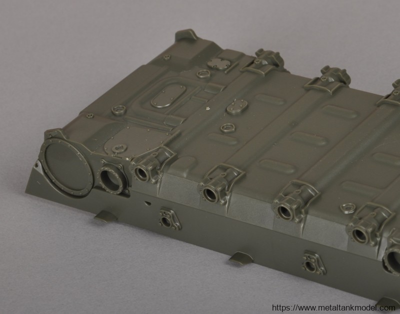 [模型网评测]MENG-1/35俄罗斯T-90主战坦克(带TBS-86推土铲)(TS-014)完全评测-开盒 - 第6张  | 制作坦克模型记录
