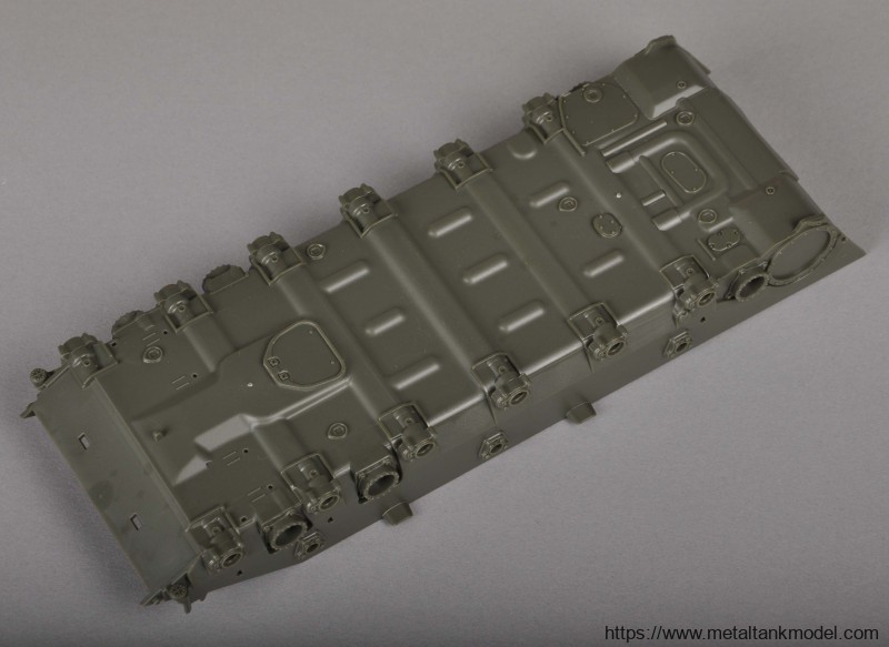 [模型网评测]MENG-1/35俄罗斯T-90主战坦克(带TBS-86推土铲)(TS-014)完全评测-开盒 - 第7张  | 制作坦克模型记录