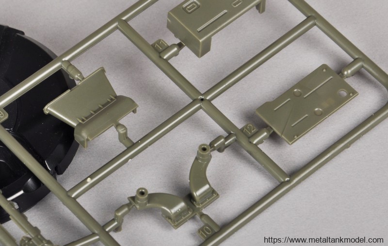 [模型网评测]MENG-1/35俄罗斯T-90主战坦克(带TBS-86推土铲)(TS-014)完全评测-开盒 - 第11张  | 制作坦克模型记录