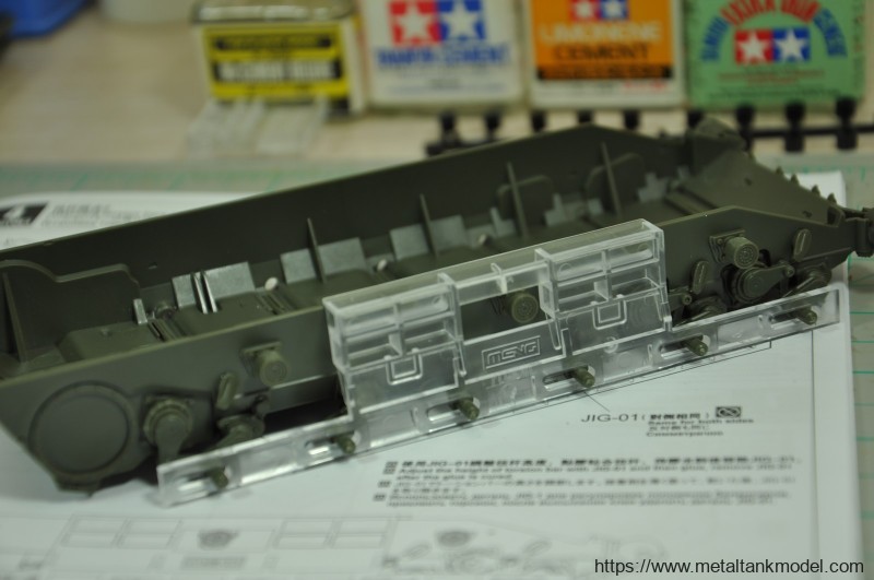 [模型网评测]MENG-1/35俄罗斯T-90主战坦克(带TBS-86推土铲)(TS-014)完全评测-开盒 - 第6张  | 制作坦克模型记录