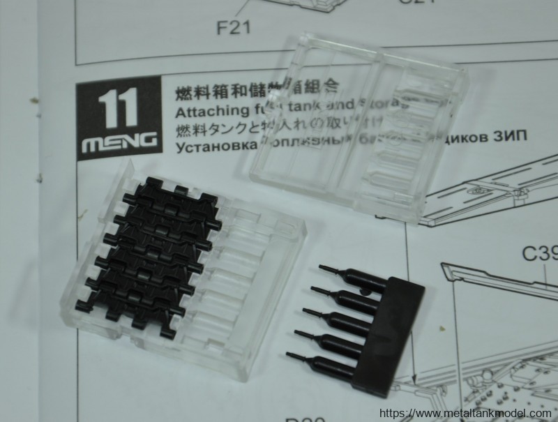 [模型网评测]MENG-1/35俄罗斯T-90主战坦克(带TBS-86推土铲)(TS-014)完全评测-开盒 - 第3张  | 制作坦克模型记录