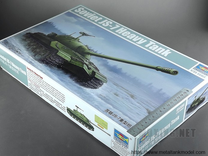 [模型网评测]号手-1/35苏联JS-7重型坦克(05586)版件评测-开盒